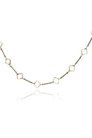 Colar Curto Flor Vazada Banhado em Ouro 18k