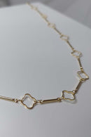 Colar Curto Flor Vazada Banhado em Ouro 18k