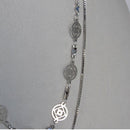 Colar com Corrente com Mini Flores Banhado em Ródio Branco