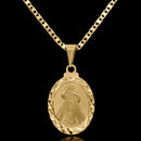 Cadena Piastrina de 2 mm con colgante detallado de Jesucristo bañado en oro de 18 k