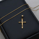 Cadena veneciana con colgante de cruz de Jesucristo bañada en oro de 18 quilates
