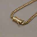 Cadena cubana de 4 mm bañada en oro de 18 quilates.