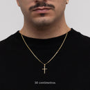 Cadena Piastrina de 2 mm con colgante de cruz lisa bañada en oro de 18 k