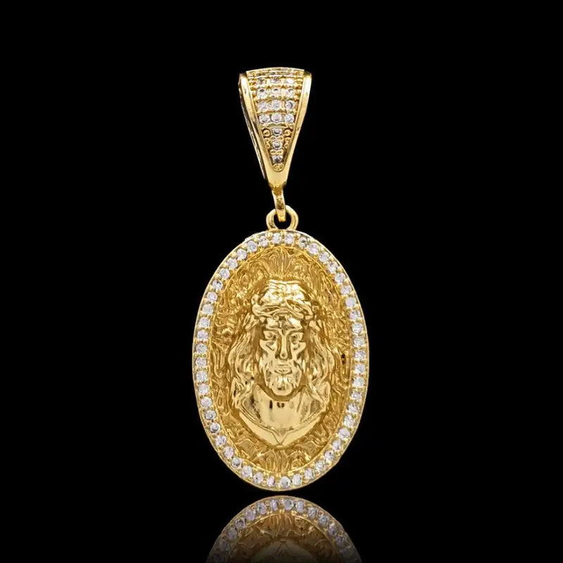 Pingente Face Cristo Cravejado Banhado a Ouro 18k